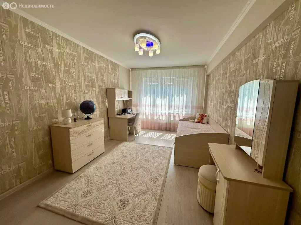 3-комнатная квартира: Ачинск, 9-й микрорайон, 4 (66.8 м) - Фото 1