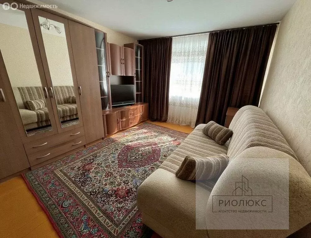 3-комнатная квартира: Магнитогорск, улица Сталеваров, 12 (61.5 м) - Фото 2