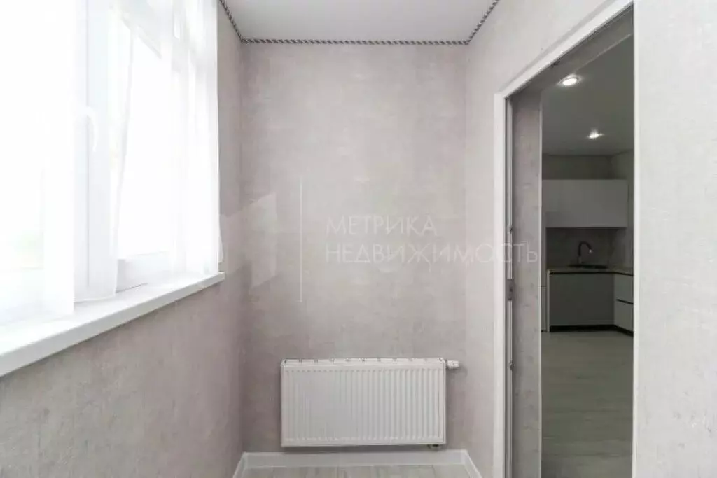 Квартира-студия: Тюмень, микрорайон Антипино, улица Александра ... - Фото 2