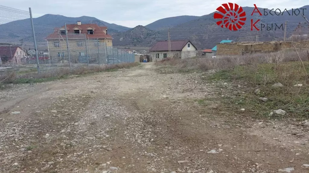 Участок в Крым, Судак муниципальный округ, с. Веселое ул. Персиковая ... - Фото 1