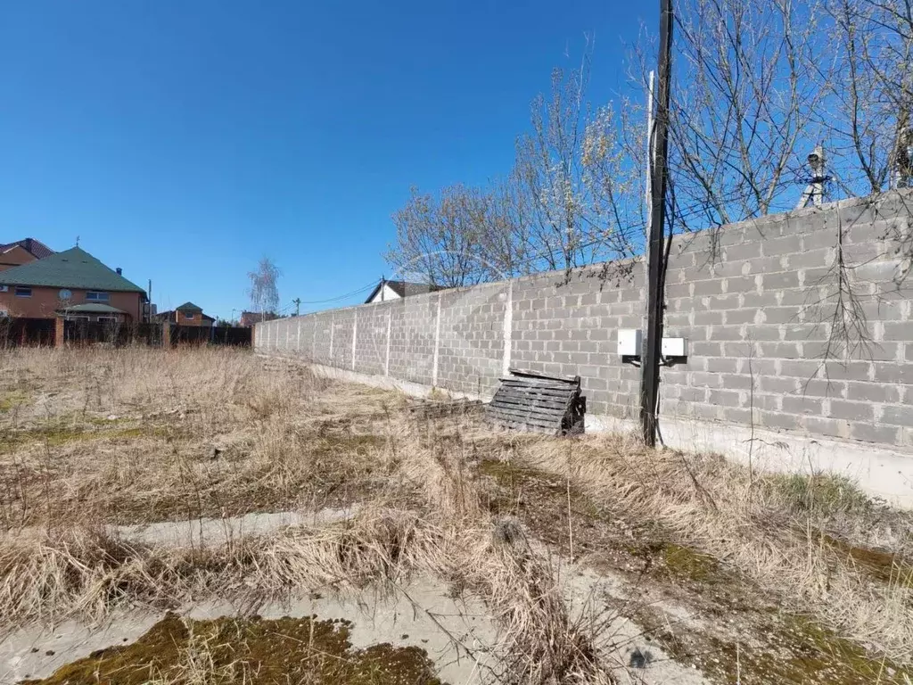 Участок в Московская область, Наро-Фоминский городской округ, д. ... - Фото 0