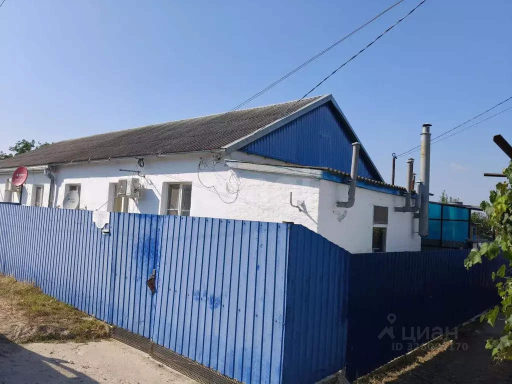 3-к кв. Краснодарский край, Темрюк ул. Гагарина (43.0 м) - Фото 0