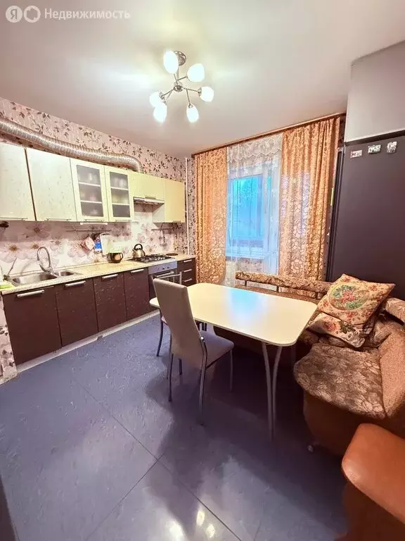 3-комнатная квартира: Великий Новгород, Псковский район, Славянская ... - Фото 1