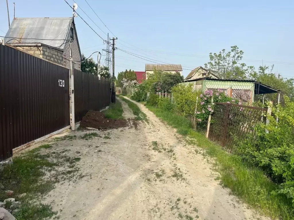 Дом в Волгоградская область, Волгоград Сластена СНТ, 4-я линия (15 м) - Фото 0