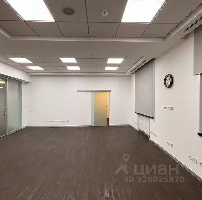 Офис в Санкт-Петербург Петроградская наб., 18 (90 м) - Фото 2