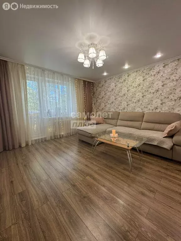 3-комнатная квартира: Череповец, Олимпийская улица, 13 (65 м) - Фото 0