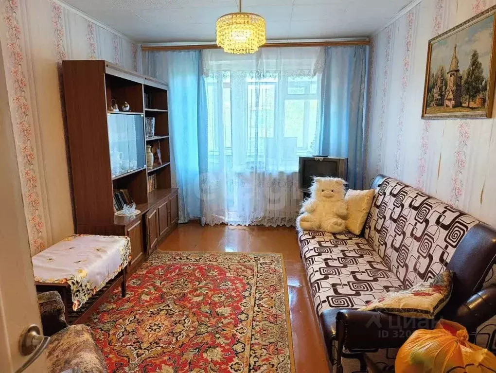 2-к кв. Ярославская область, Ростов Спартаковская ул., 105 (40.0 м) - Фото 1