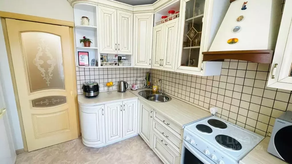 3-к кв. Иркутская область, Иркутск ул. Ярославского, 246 (60.3 м) - Фото 0