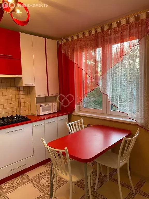2-комнатная квартира: Волгоград, улица Землячки, 62 (51 м) - Фото 0
