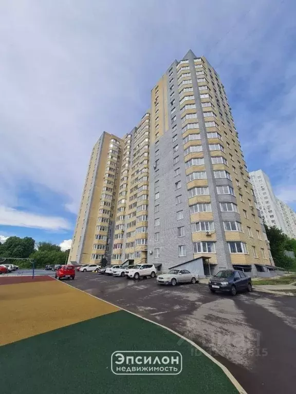 2-к кв. Курская область, Курск просп. Вячеслава Клыкова, 9Б (63.2 м) - Фото 0