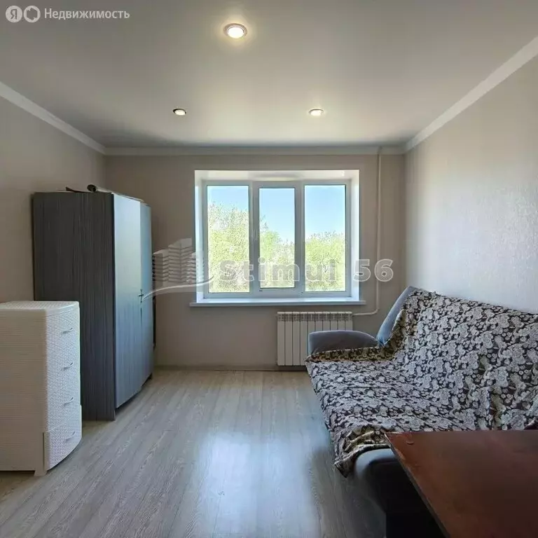 1-комнатная квартира: Оренбург, проезд Коммунаров, 6 (18 м) - Фото 1