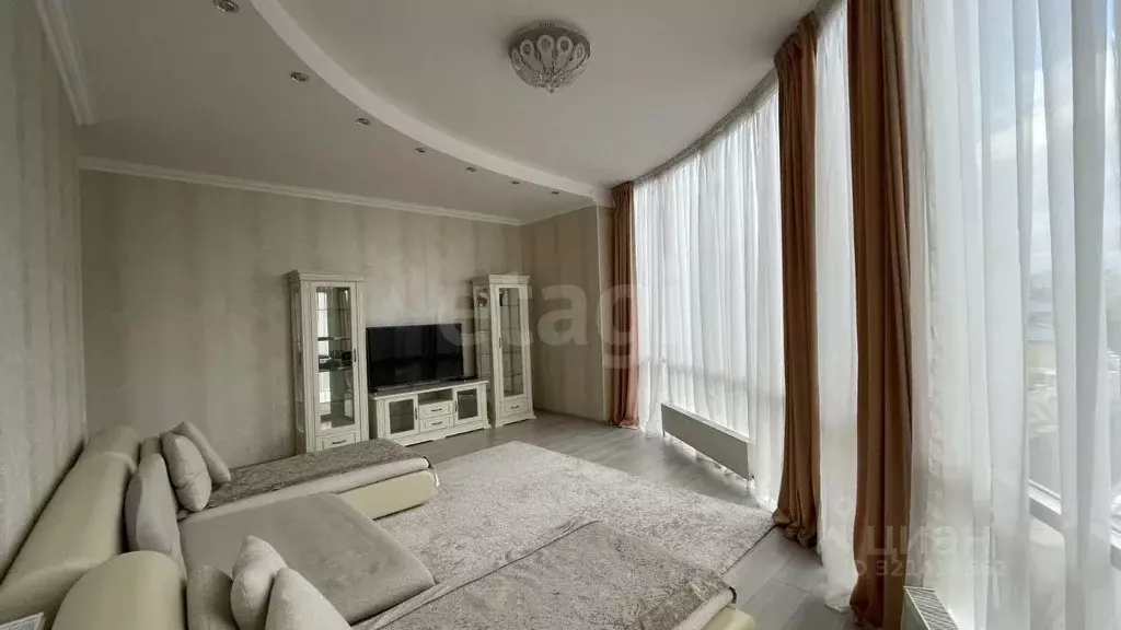 3-к кв. Крым, Симферополь ул. Фруктовая (113.3 м) - Фото 1