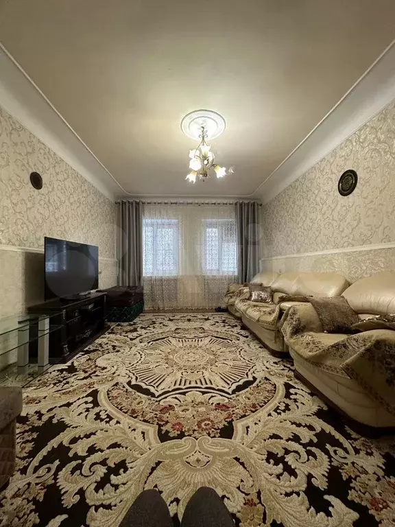 3-к. квартира, 103 м, 1/3 эт. - Фото 0