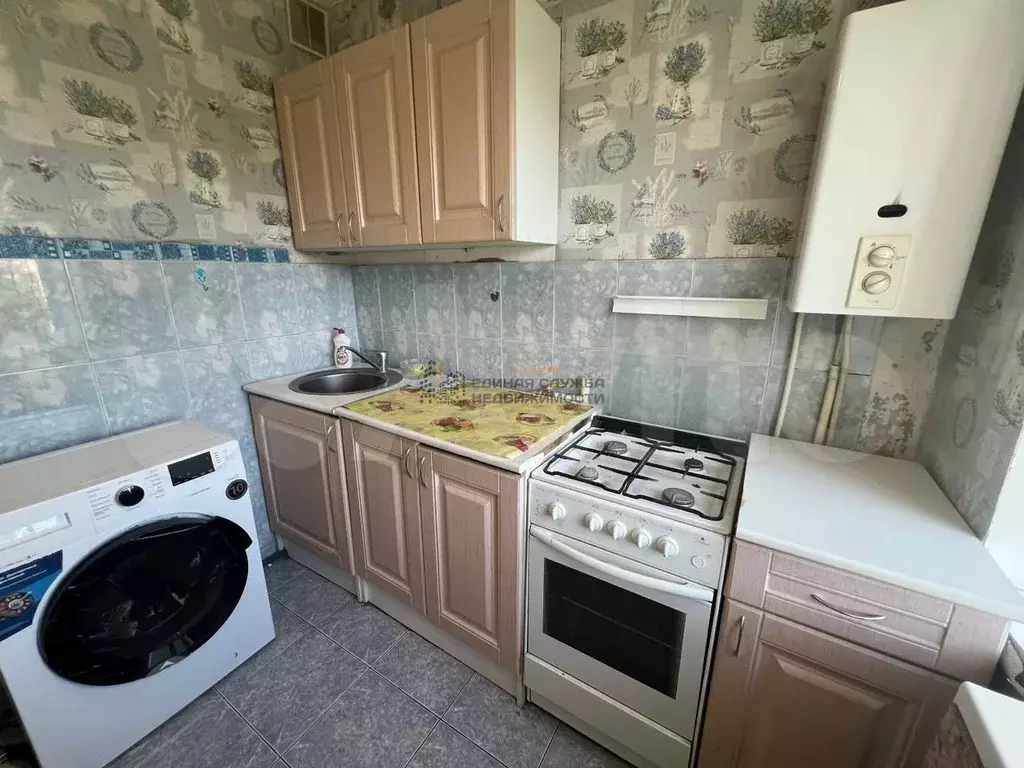 1-к. квартира, 30 м, 5/5 эт. - Фото 1