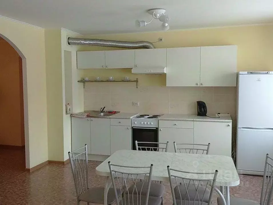 3-к кв. Омская область, Омск ул. Дмитриева, 20 (80.0 м) - Фото 1