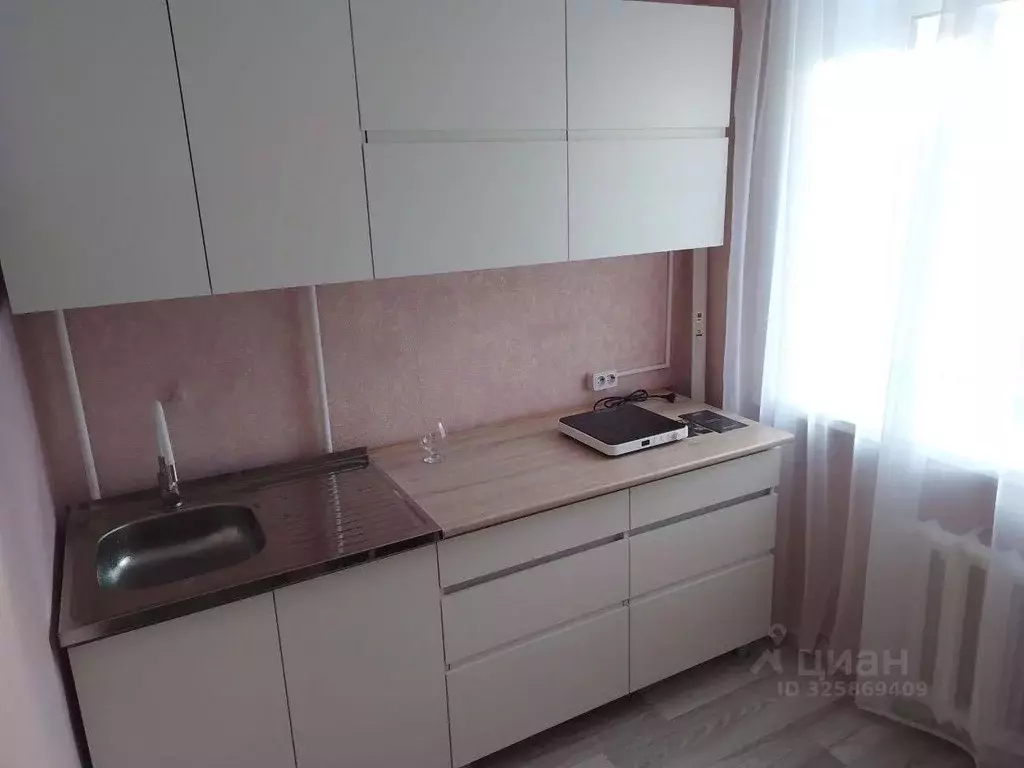 1-к кв. Иркутская область, Иркутск ул. Красных Мадьяр, 141 (30.0 м) - Фото 0