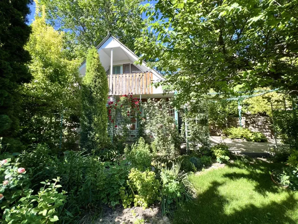 Дом в Волгоградская область, Волжский Дружба СНТ, ул. Подгорная (40 м) - Фото 1