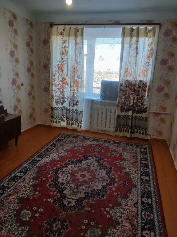 Продаётся 4-к квартира, 62 м - Фото 0