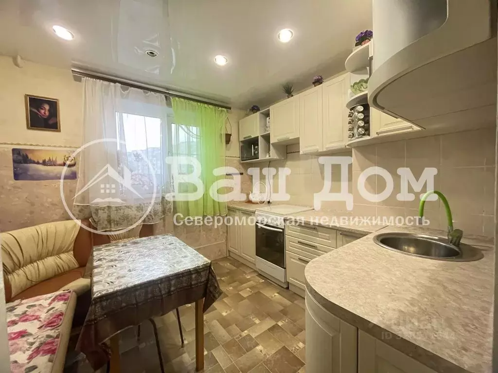 3-к кв. Мурманская область, Мончегорск Морошковая ул., 2 (66.0 м) - Фото 1