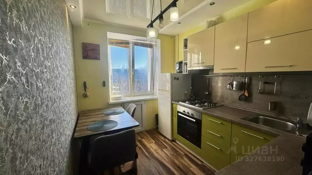 3-к кв. Башкортостан, Стерлитамак просп. Октября, 28 (62.0 м) - Фото 1