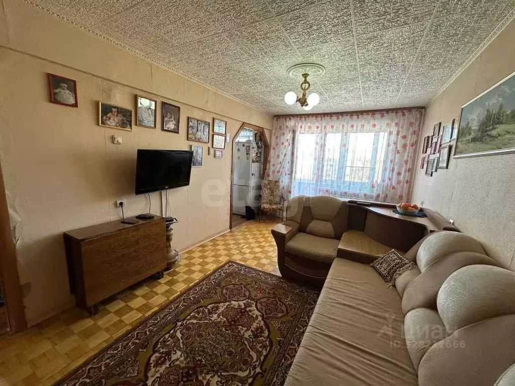 3-к кв. Удмуртия, Сарапул Амурская ул., 30 (63.7 м) - Фото 1