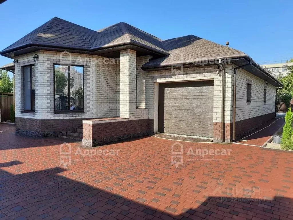 Дом в Волгоградская область, Волгоград ул. Быстрова (200 м) - Фото 1