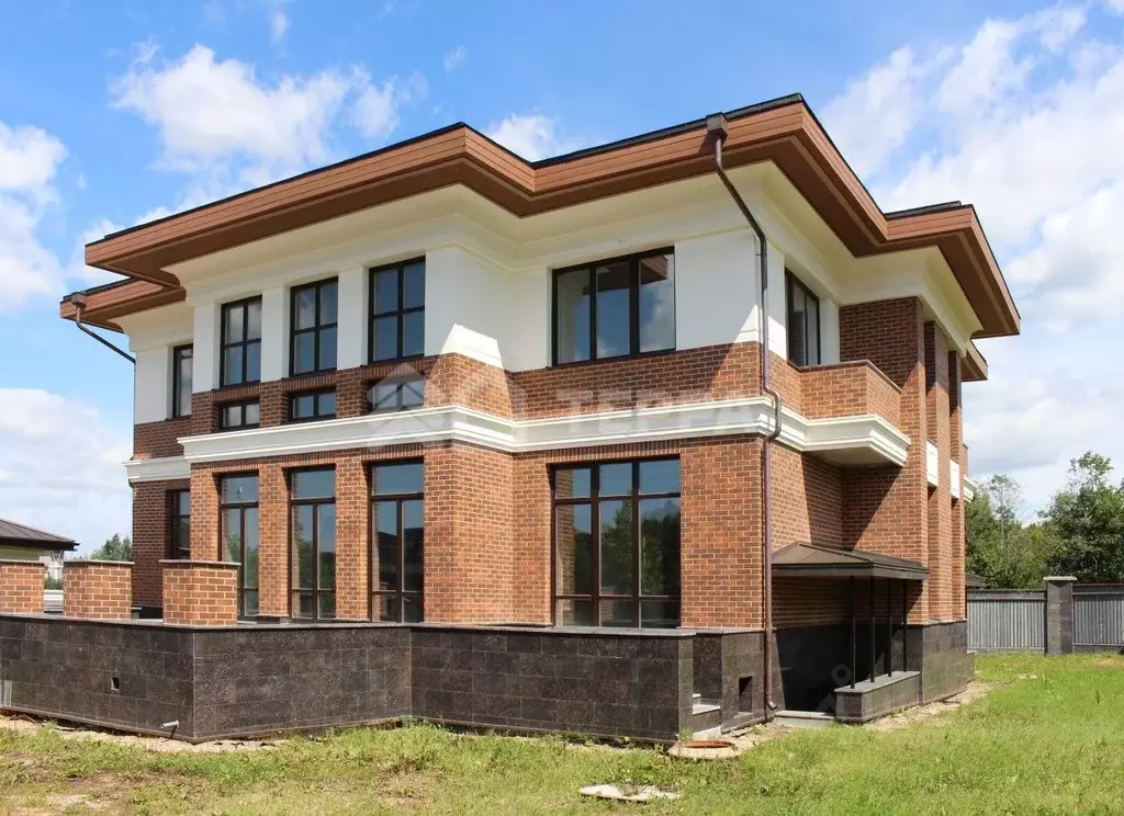 Дом в Московская область, Одинцовский городской округ, д. Барвиха 21 ... - Фото 1