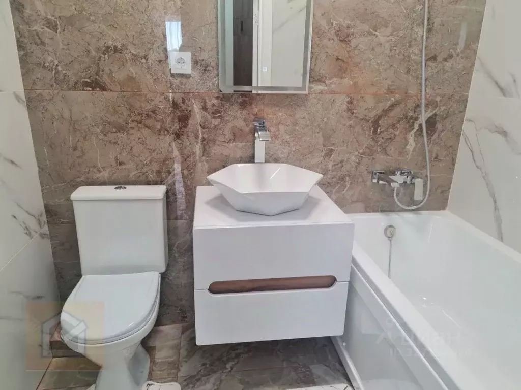 1-к кв. Крым, Симферопольский район, с. Мирное ул. Крымской Весны, ... - Фото 1