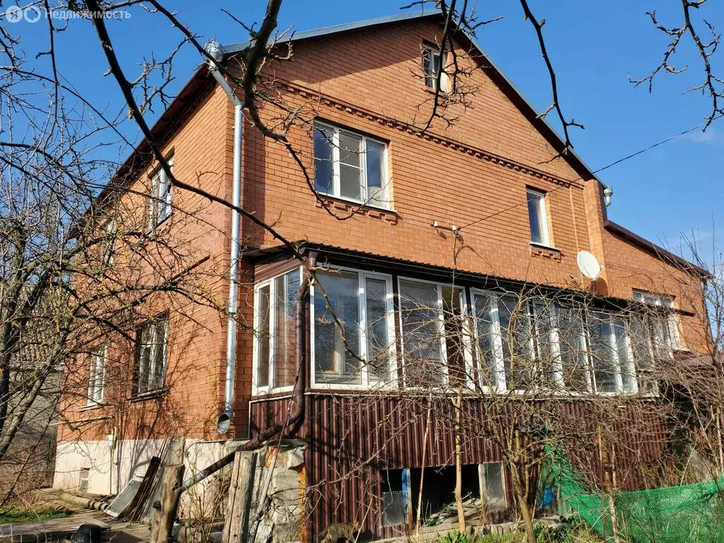 Дом в Ессентуки, Розовая улица (321.6 м) - Фото 1