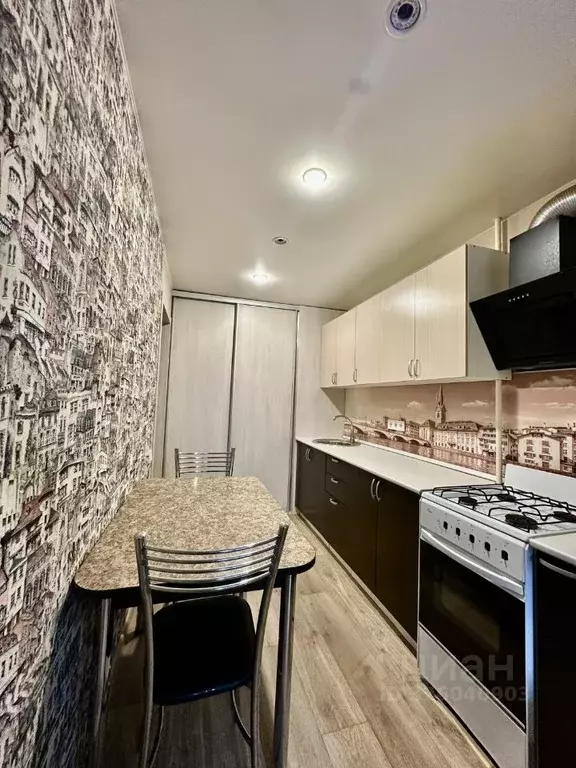 1-к кв. Саратовская область, Саратов Лесная ул., 3 (36.8 м) - Фото 1