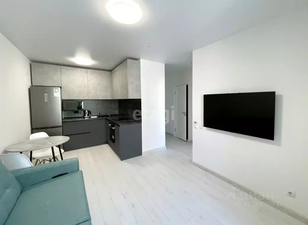 1-к кв. Тюменская область, Тюмень ул. Первооткрывателей, 14 (37.0 м) - Фото 1