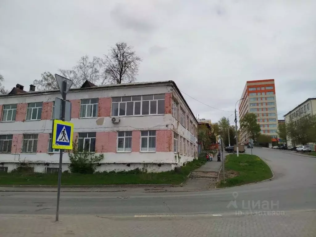 Офис в Удмуртия, Ижевск Милиционная ул., 14 (49 м) - Фото 1