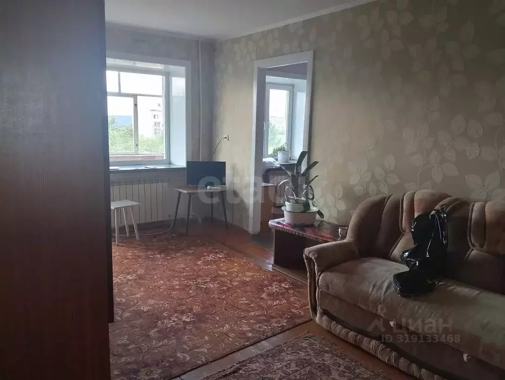 2-к кв. Свердловская область, Нижний Тагил Садовая ул., 44 (43.1 м) - Фото 0
