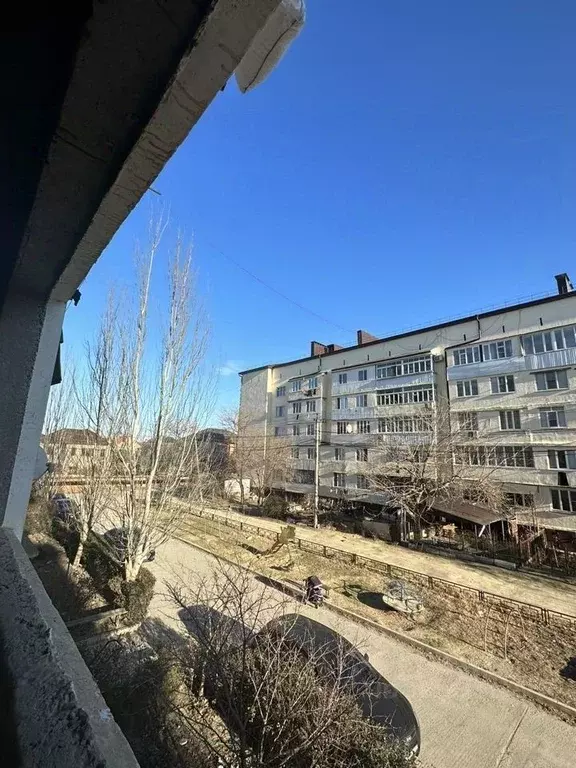 3-к кв. Дагестан, Каспийск Октябрьская ул., 8 (73.0 м) - Фото 0