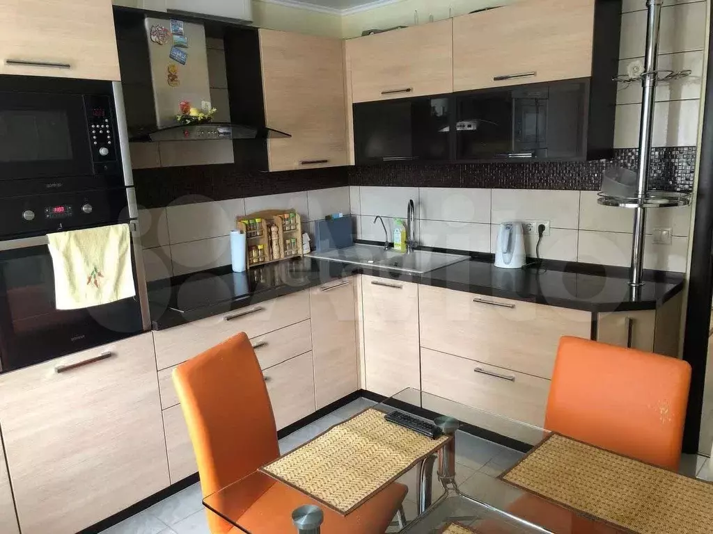 3-к. квартира, 90 м, 6/14 эт. - Фото 0