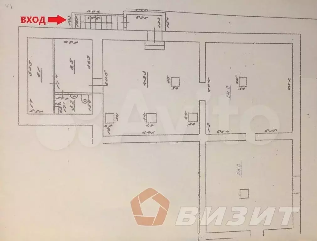 Торговая площадь в историческом центре города - Фото 0