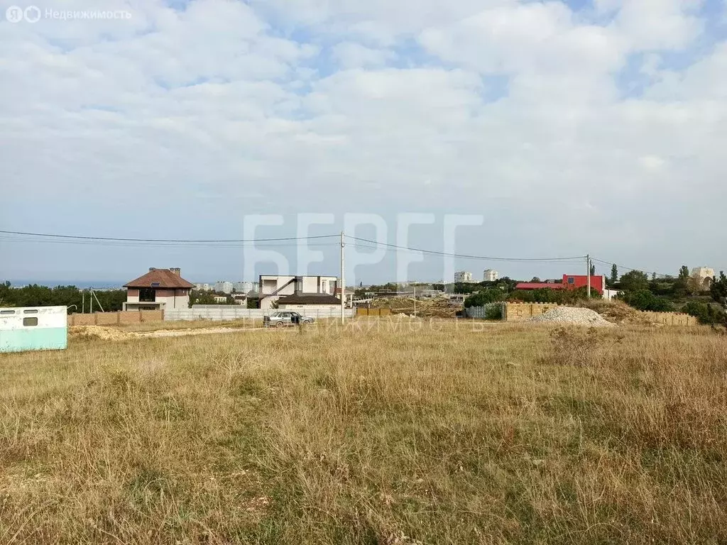 Участок в Севастополь, улица Петра Рогачева, 10 (9 м) - Фото 1