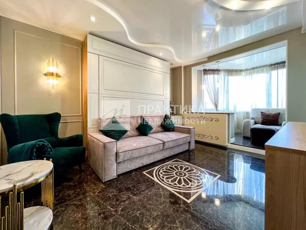 Продается 2-комнатная квартира - Фото 1