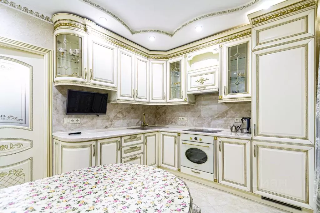 2-к кв. Москва Боровское ш., 2к5 (70.2 м) - Фото 1