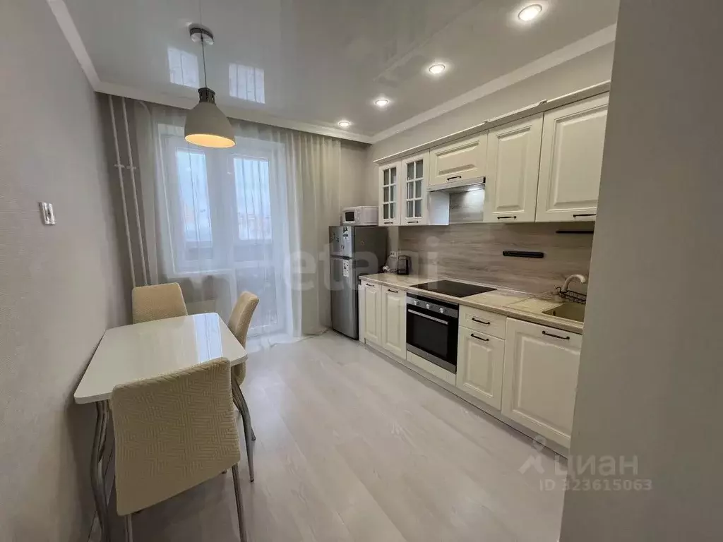 1-к кв. Тюменская область, Тюмень ул. Дмитрия Менделеева, 2 (36.0 м) - Фото 1