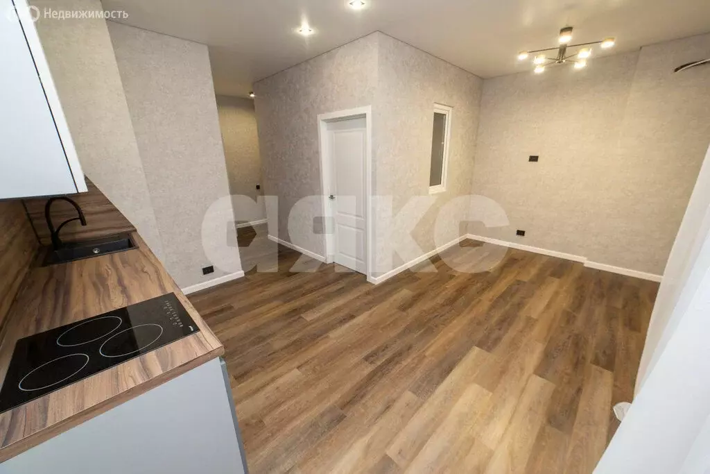 1-комнатная квартира: Ростов-на-Дону, Привокзальная улица, 3 (40 м) - Фото 1