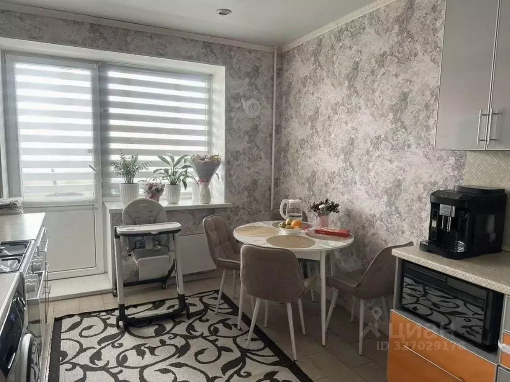 3-к кв. Белгородская область, Губкин ул. Фрунзе, 23 (83.1 м) - Фото 2