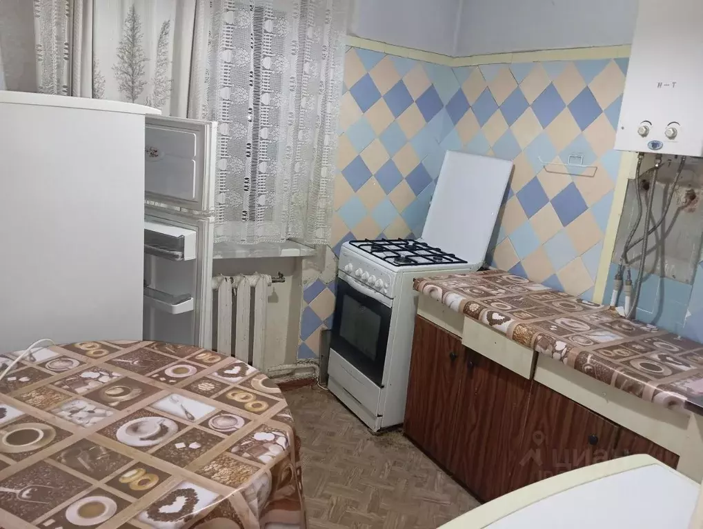 2-к кв. Адыгея, Тахтамукайский район, Яблоновский пгт Заводская ул., ... - Фото 2