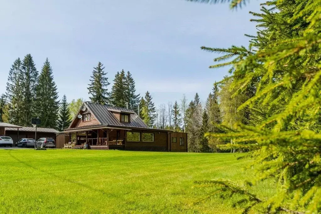 Дом в Ленинградская область, Выборгский район, Полянское с/пос, пос. ... - Фото 1
