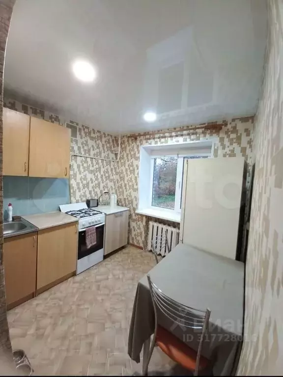 1-к кв. Псковская область, Псков ул. Максима Горького, 11 (30.0 м) - Фото 0