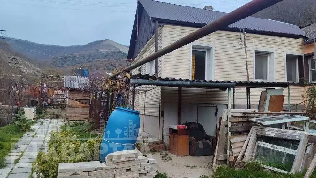 Дом в Краснодарский край, Новороссийск Водная ул., 35 (115 м) - Фото 2