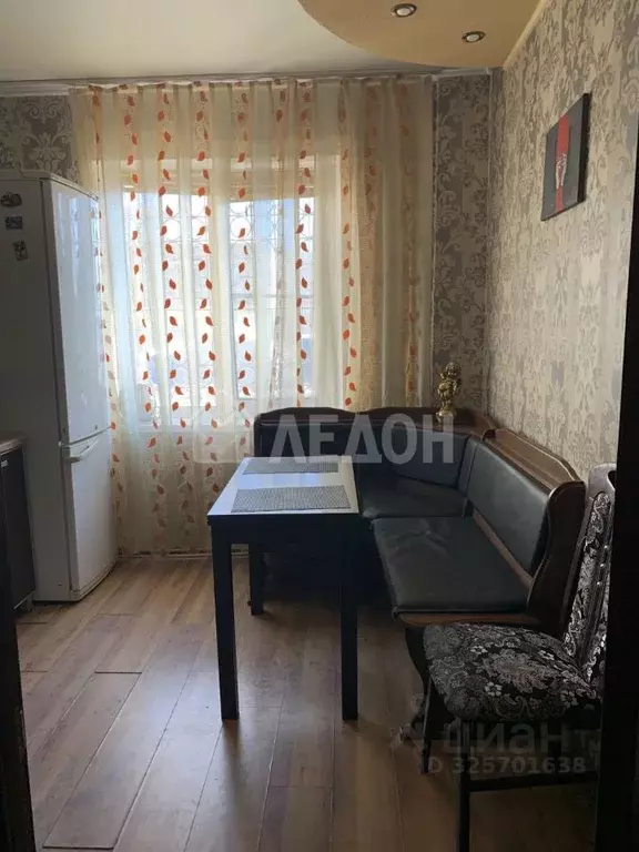 1-к кв. Омская область, Омск ул. Крупской, 12 (40.0 м) - Фото 2