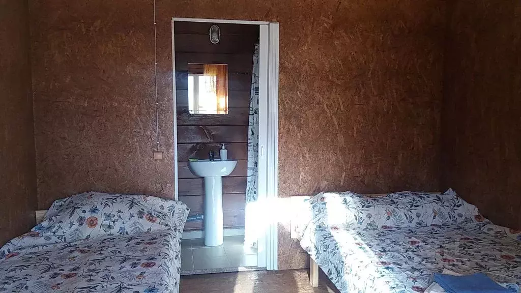 Комната Алтай, Чемальский район, пос. Усть-Сема ул. Зеленая, 9 - Фото 1