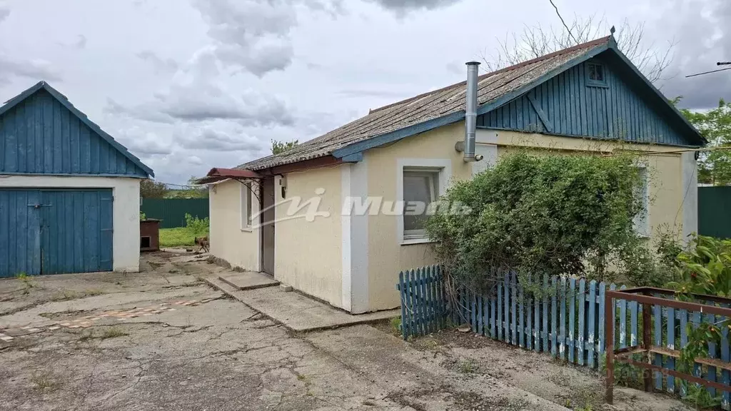 Дом в Крым, Симферопольский район, с. Первомайское ул. 40 лет Победы ... - Фото 2