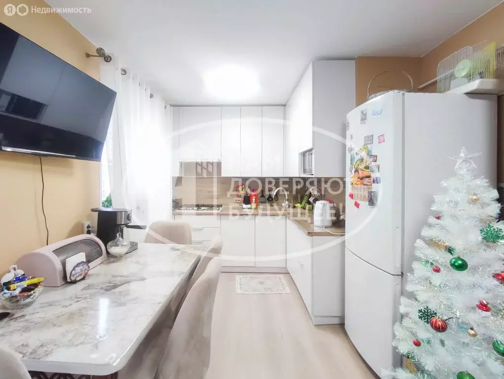 3-комнатная квартира: Чайковский, улица Карла Маркса, 3 (54 м) - Фото 2